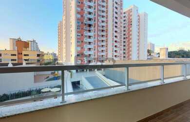 Imagem: O apartamento possui 3 Dormitórios, 2 Banheiros, 2 Vagas na