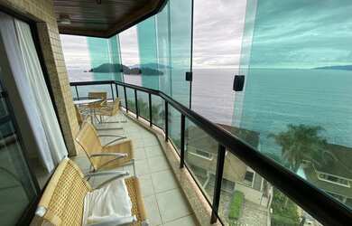 Imagem: O apartamento possui 4 Dormitórios, 4 Banheiros, 2 Vagas na