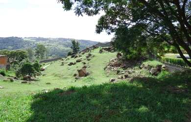 Imagem: O terreno possui 1.280m² de Área e está localizado em Pinheiro