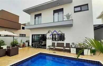 Imagem: A casa em condomínio possui 3 Dormitórios, 2 Banheiros, 2