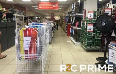 Imagem 3: Lojão a venda de 610m2 com 15m de frente rua visconde de Pirajá - Ipanema