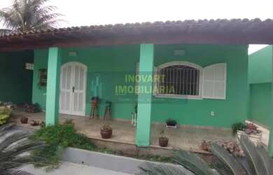 Imagem: A casa possui 3 Dormitórios, 3 Banheiros, 5 Vagas na garagem