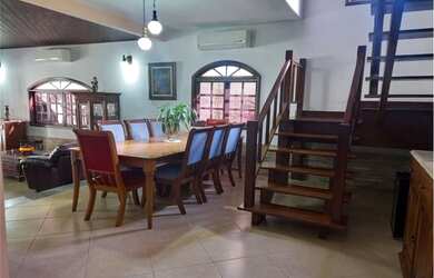 Imagem 11: Casa Espetacular em Condomínio na Freguesia