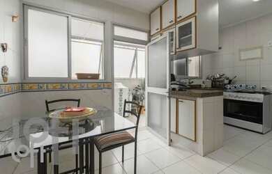 Imagem 16: Apartamento à venda em Aclimação com 189 m², 4 quartos, 1 suíte,...