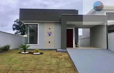 Imagem: A casa possui 2 Dormitórios, 2 Banheiros, 1 Vaga na garagem