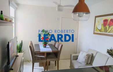 Imagem: O apartamento possui 2 Dormitórios, 1 Banheiro, 48m² de Área