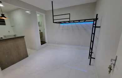 Imagem: A kitnet possui 1 Banheiro, 16m² de Área e está localizado