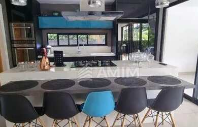 Imagem 8: Casa com 6 Quartos à Venda, 443 m² por R$ 3.500.000 - Itaipu - Niterói/RJ