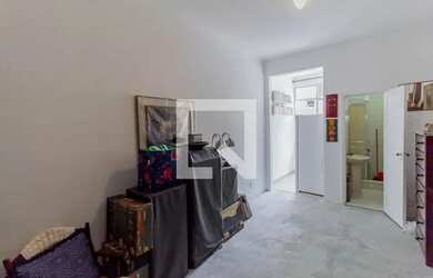 Imagem: O apartamento possui 1 Dormitório, 1 Banheiro, 35m² de Área