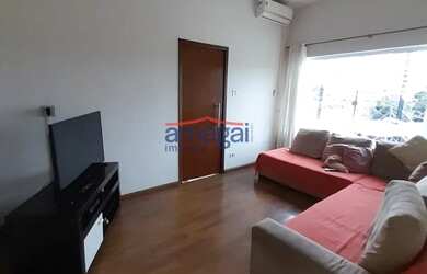 Imagem: A casa possui 3 Dormitórios, 3 Banheiros, 2 Vagas na garagem