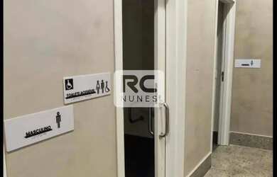 Imagem 6: Sala 583m2. 583m² de Áreae5 Vagas na garagem