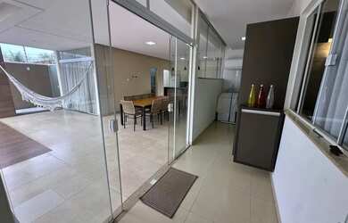 Imagem 14: Sobrado com 4 Quartos, Piscina e Churrasqueira na 407 Sul