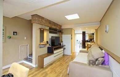 Imagem 8: Casa em Porto Alegre, no bairro Hípica, com 2 dormitório(s), e 2 banheiros, à venda