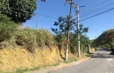 Imagem: O terreno possui 1.050m² de Área e está localizado em Leigos