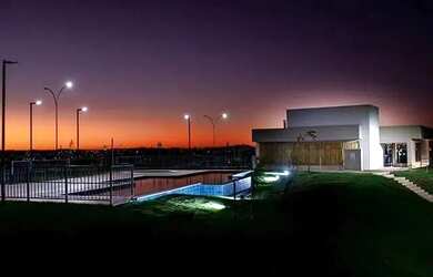 Imagem: O terreno possui 250m² de Área e está localizado em Ribeirão