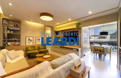 Imagem: O apartamento possui 3 Dormitórios, 2 Banheiros, 2 Vagas na