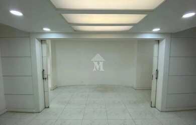 Imagem 6: Espaço de escritório premium no coração financeiro de São Paulo, com 4 vagas de garagem, d