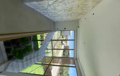 Imagem 10: Casa de alto luxo com 5 suítes + dependência, condomínio com acesso ao mar, capacidade 23