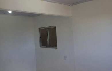 Imagem: A casa possui 2 Dormitórios, 2 Banheiros, 70m² de Área e