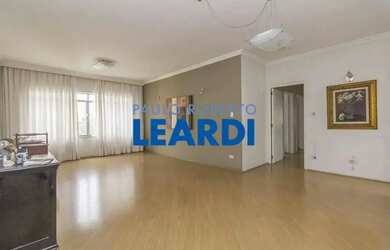 Imagem: O apartamento possui 3 Dormitórios, 3 Banheiros, 1 Vaga na