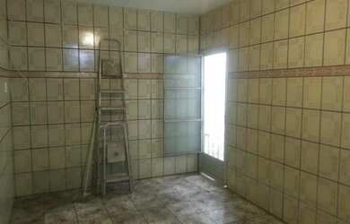 Imagem: A casa possui 3 Dormitórios, 3 Banheiros, 2 Vagas na garagem