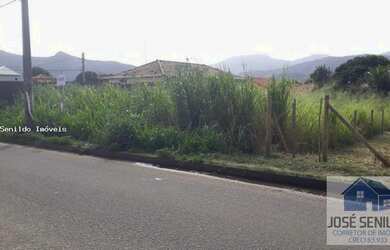 Imagem: O terreno possui 450m² de Área e está localizado em Jaconé