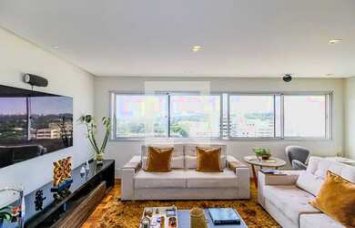 Imagem: O apartamento possui 3 Dormitórios, 2 Banheiros, 1 Vaga na