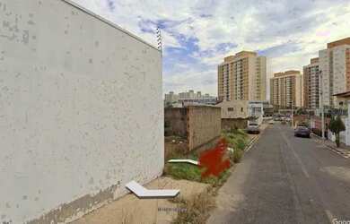 Imagem: O terreno possui 270m² de Área e está localizado em Morada