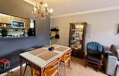 Imagem: O apartamento possui 3 Dormitórios, 1 Banheiro, 1 Vaga na garagem