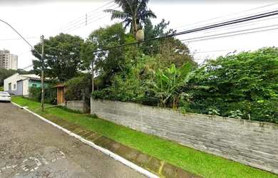 Imagem: O terreno possui Imóvel novo e está localizado em Vila Nova