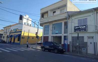 Imagem: A casa possui 2 Dormitórios, 1 Banheiro, 140m² de Área e