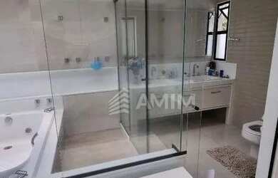 Imagem 12: Casa com 6 Quartos à Venda, 443 m² por R$ 3.500.000 - Itaipu - Niterói/RJ