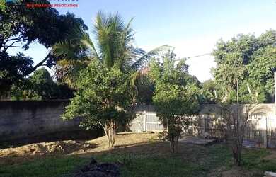 Imagem: O terreno possui 360m² de Área e está localizado em Balneário