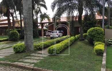 Imagem: A casa em condomínio possui 4 Dormitórios, 5 Banheiros, 5