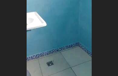 Imagem: A casa possui 3 Dormitórios, 1 Banheiro e está localizado