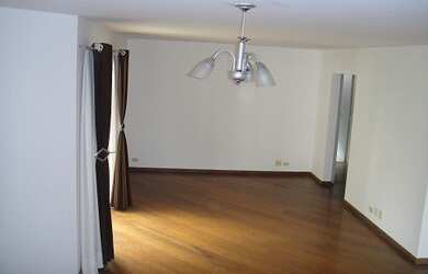 Imagem: O apartamento possui 4 Dormitórios, 5 Banheiros, 3 Vagas na