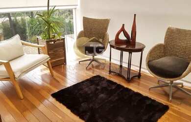 Imagem: A casa em condomínio possui 3 Dormitórios, 5 Banheiros, 3