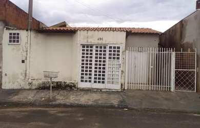 Imagem 1: Salãozinho com cozinha e wc Edicula nos fundos em Ipigua bairro Res Atenas