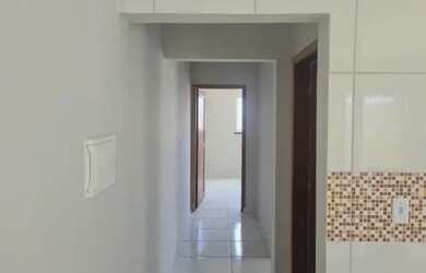 Imagem: A casa possui 2 Dormitórios, 1 Banheiro, 1 Vaga na garagem