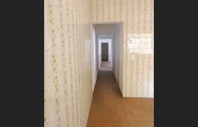 Imagem: A casa para alugar possui 3 Dormitórios, 1 Banheiro e 80m²