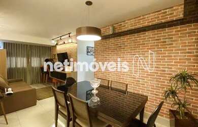 Imagem: O apartamento possui 3 Dormitórios, 2 Banheiros, 2 Vagas na