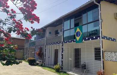 Imagem: A casa em condomínio possui 3 Dormitórios, 2 Banheiros, 1