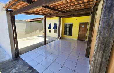 Imagem: A casa em condomínio possui 2 Dormitórios, 2 Banheiros, 1