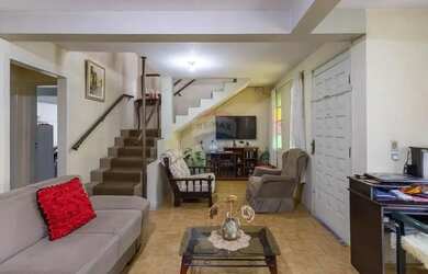 Imagem 5: Casa à venda com excelente localização próxima à UFSM!