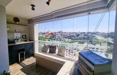 Imagem: O apartamento possui 2 Dormitórios, 2 Banheiros, 1 Vaga na