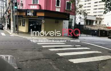 Imagem: O depósito possui 350m² de Área e está localizado em Paraíso