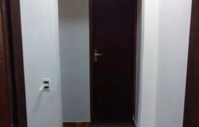 Imagem: A casa possui 2 Dormitórios, 2 Banheiros, 1 Vaga na garagem