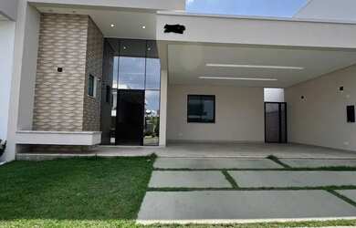 Imagem: A casa em condomínio possui 3 Dormitórios, 1 Banheiro, 3 Vagas