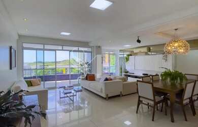 Imagem: O apartamento possui 3 Dormitórios, 4 Banheiros, 3 Vagas na