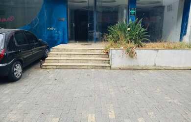 Imagem: O depósito possui 150m² de Área e está localizado em Santo